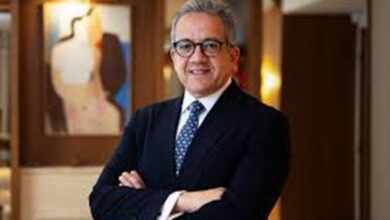 خالد العنانى