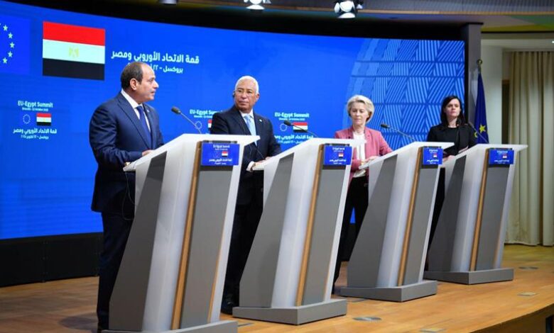 المؤتمر الصحفى