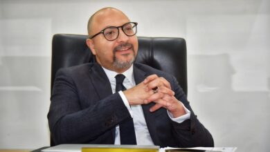 الرئييس التنفيذى