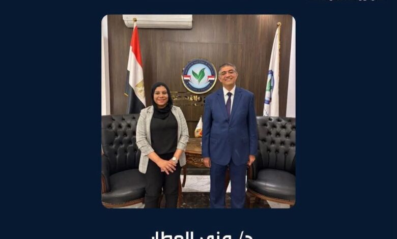 منى+العطار